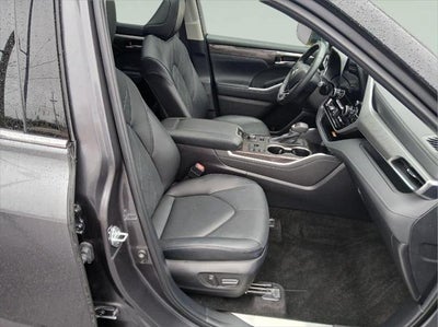 2024 Toyota HIGHLANDER Platinum
