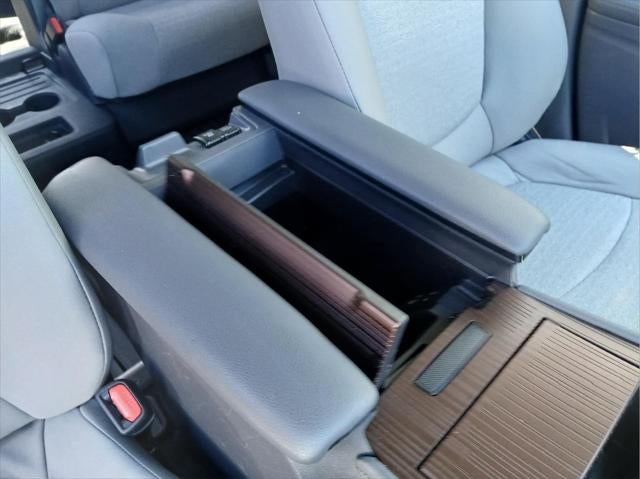 2024 Toyota SIENNA LE AWD LE 8-Passenger