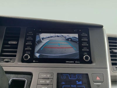2019 Toyota Sienna LE 8-Passenger