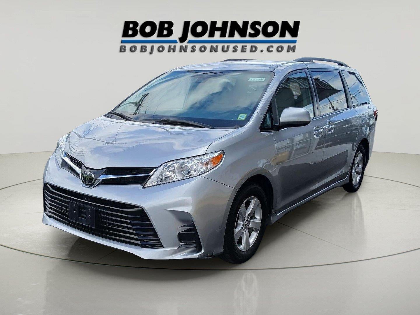 2019 Toyota Sienna LE 8-Passenger