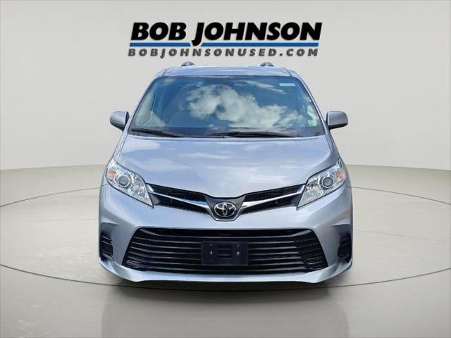 2019 Toyota Sienna LE 8-Passenger