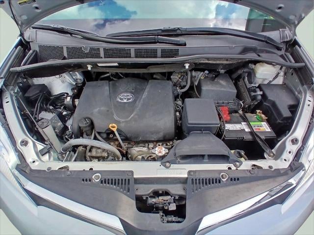 2019 Toyota Sienna LE 8-Passenger