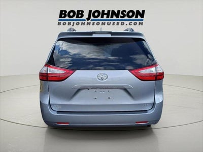 2019 Toyota Sienna LE 8-Passenger