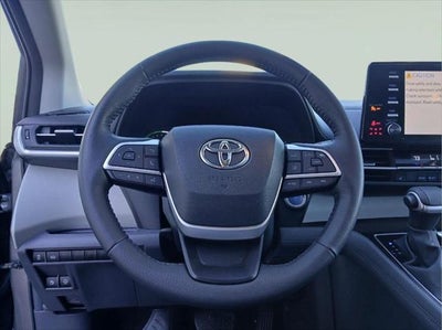 2023 Toyota Sienna XLE 8-Passenger