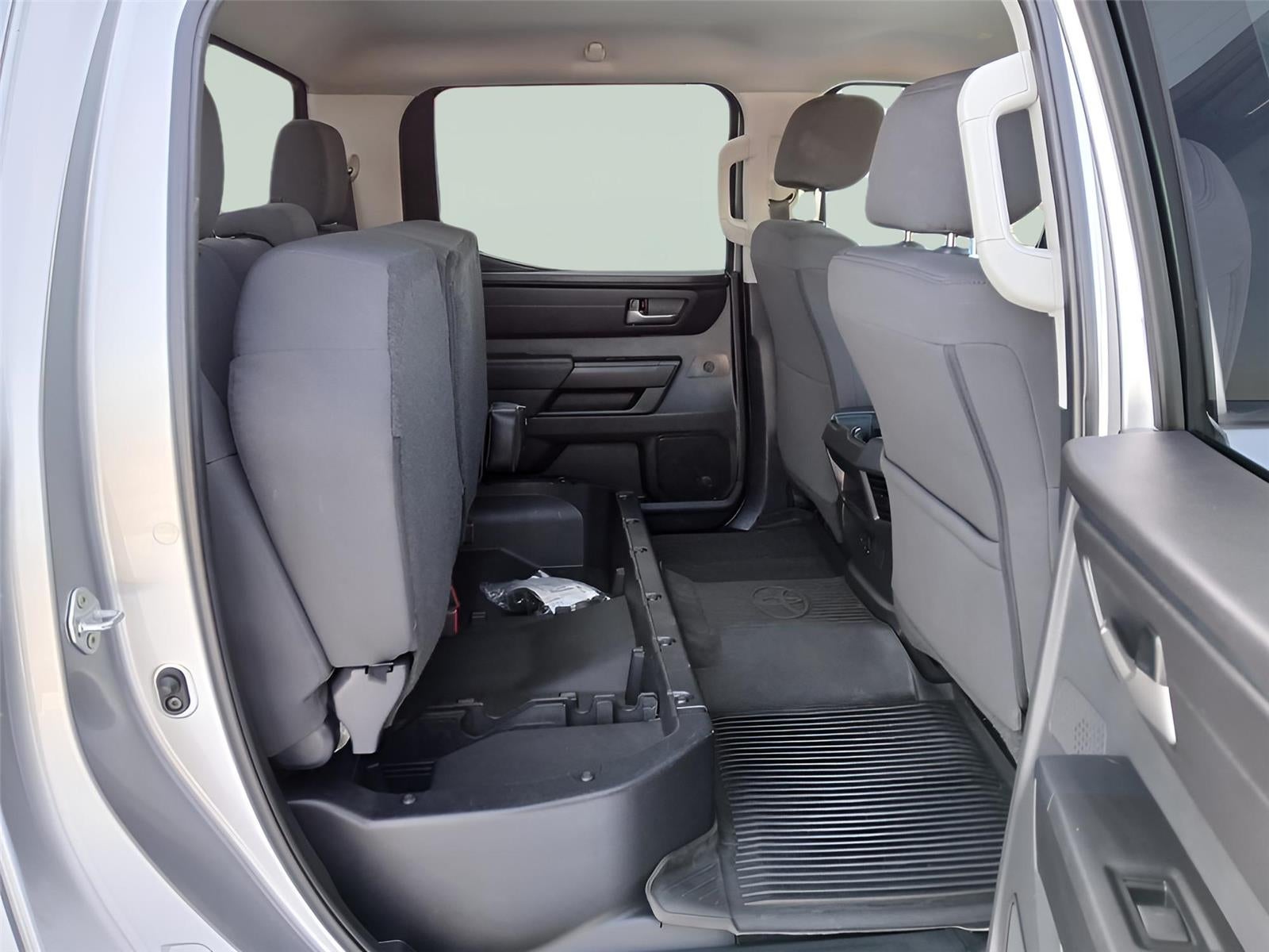 2024 Toyota TUNDRA 4X4 SR5