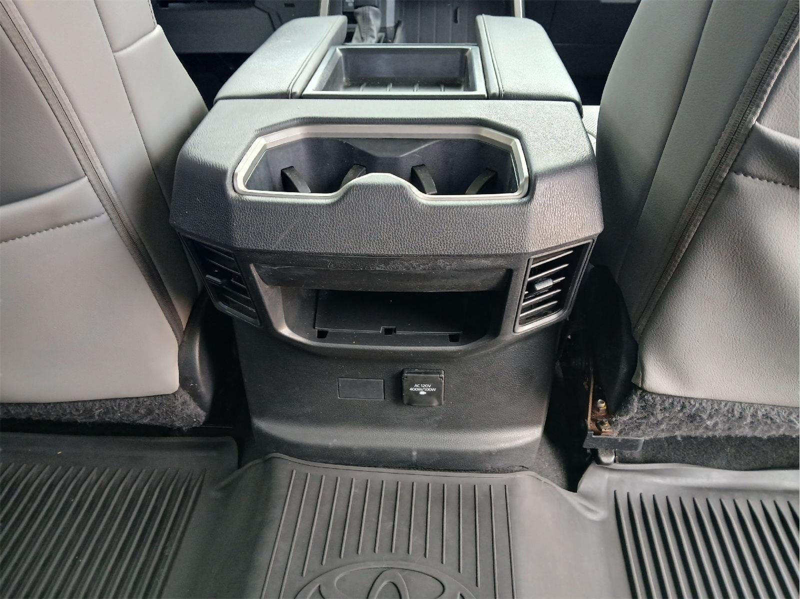 2022 Toyota TUNDRA 4X4 SR5