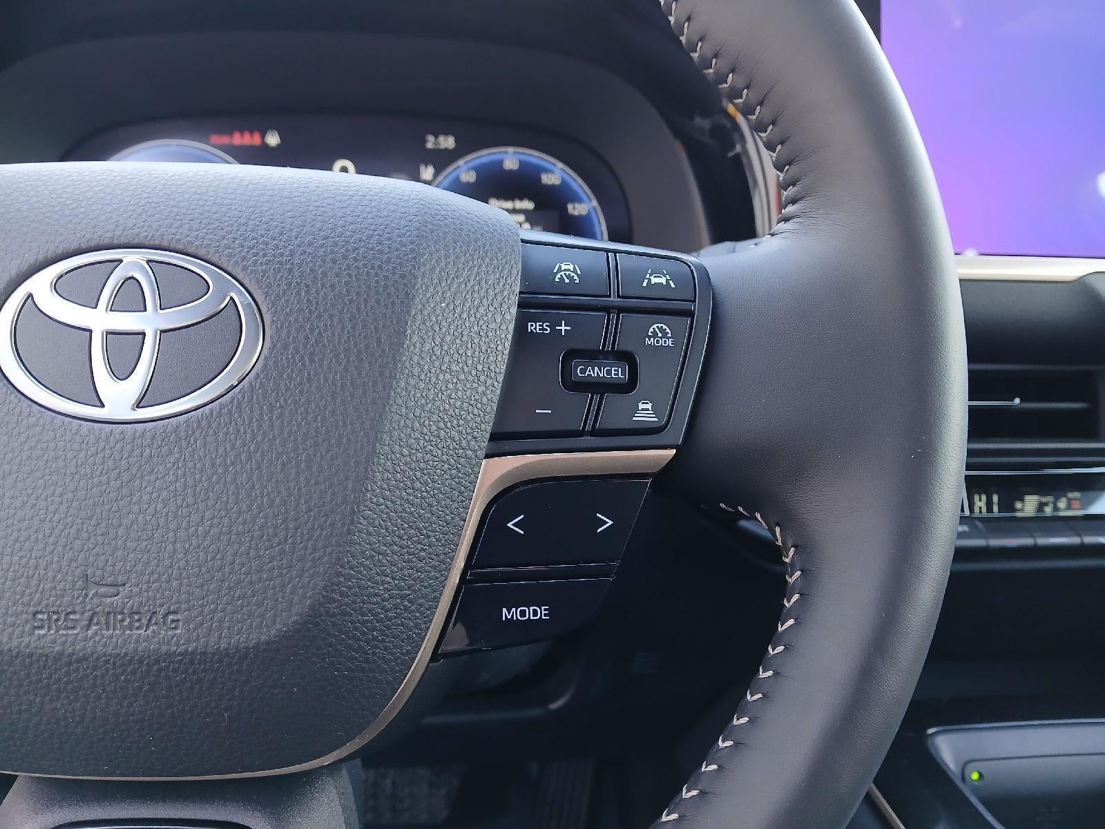 2026 Toyota CROWN XLE