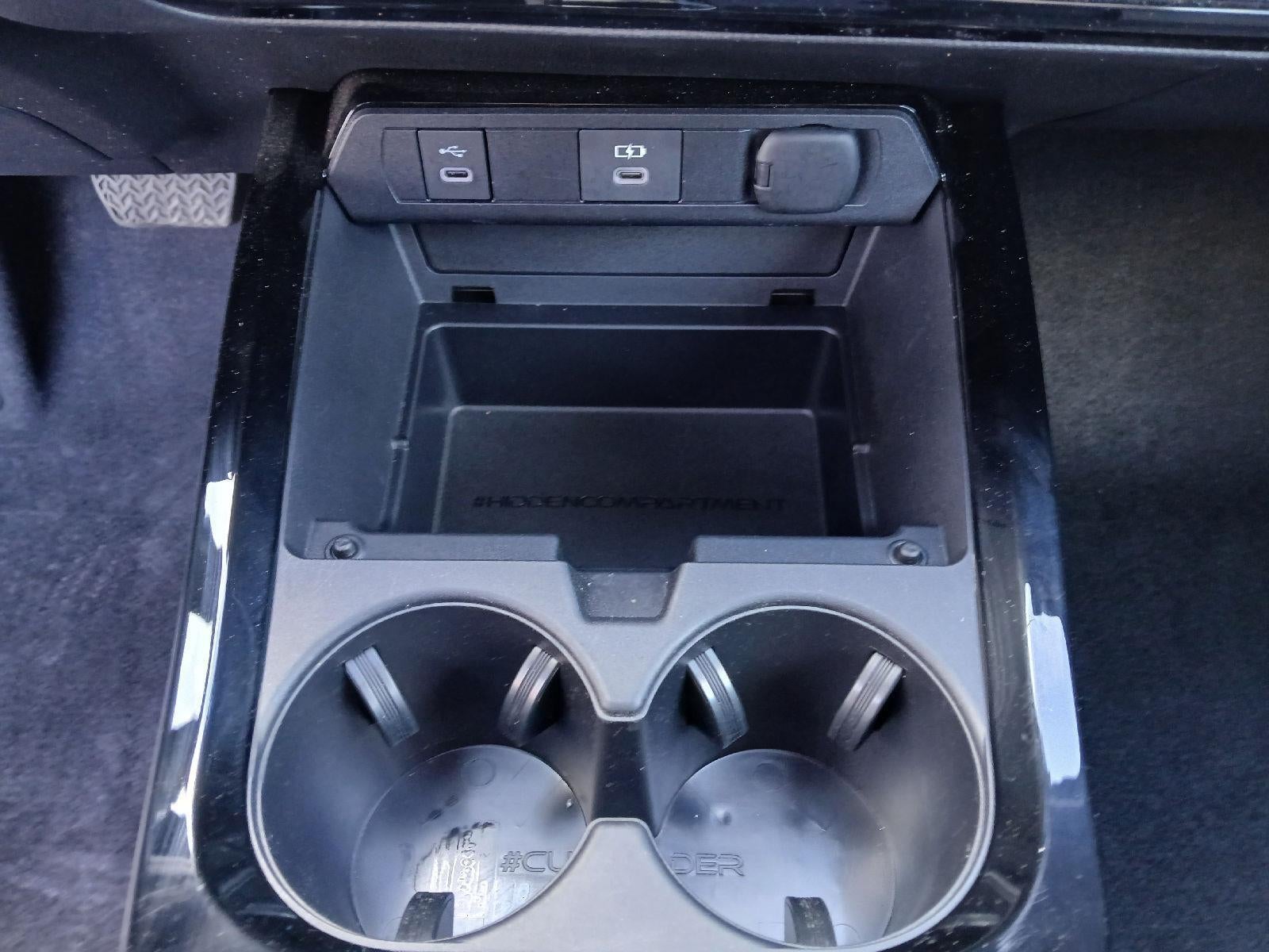 2024 Toyota PRIUS PRIME XSE