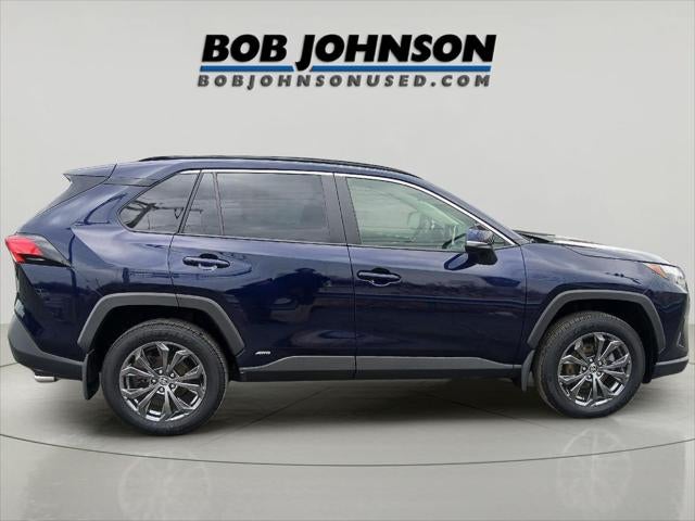 2023 Toyota RAV4 HYBRID XLE Premium