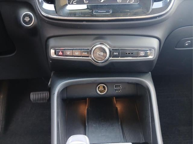 2020 Volvo XC40 Inscription
