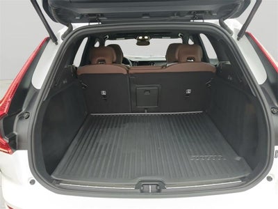 2025 Volvo XC60 Plus