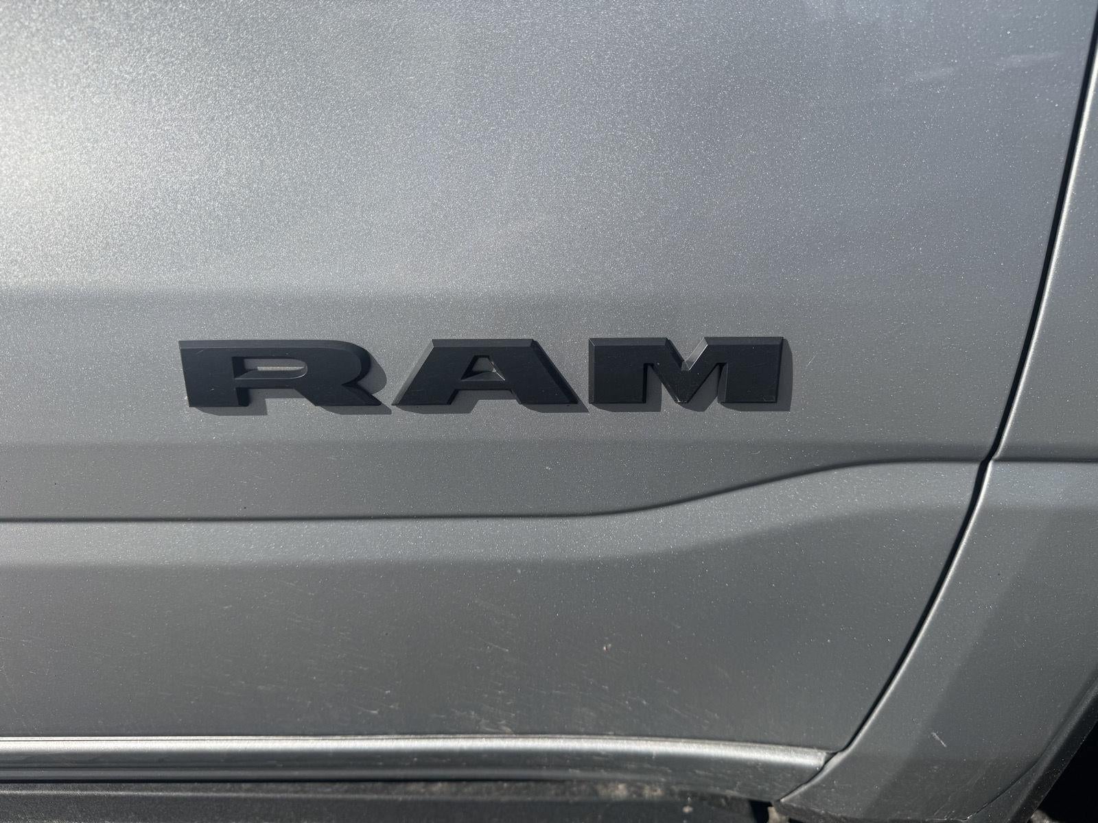 2023 RAM 1500 Laramie Crew Cab 4x4 5'7" Box