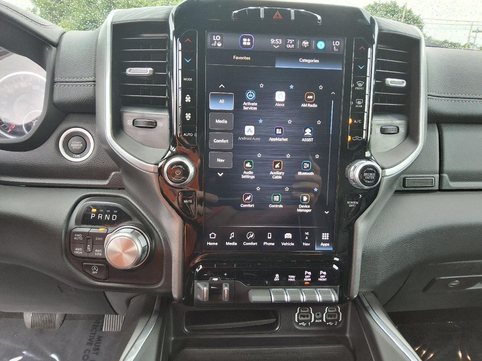 2023 RAM 1500 Laramie Crew Cab 4x4 5'7" Box