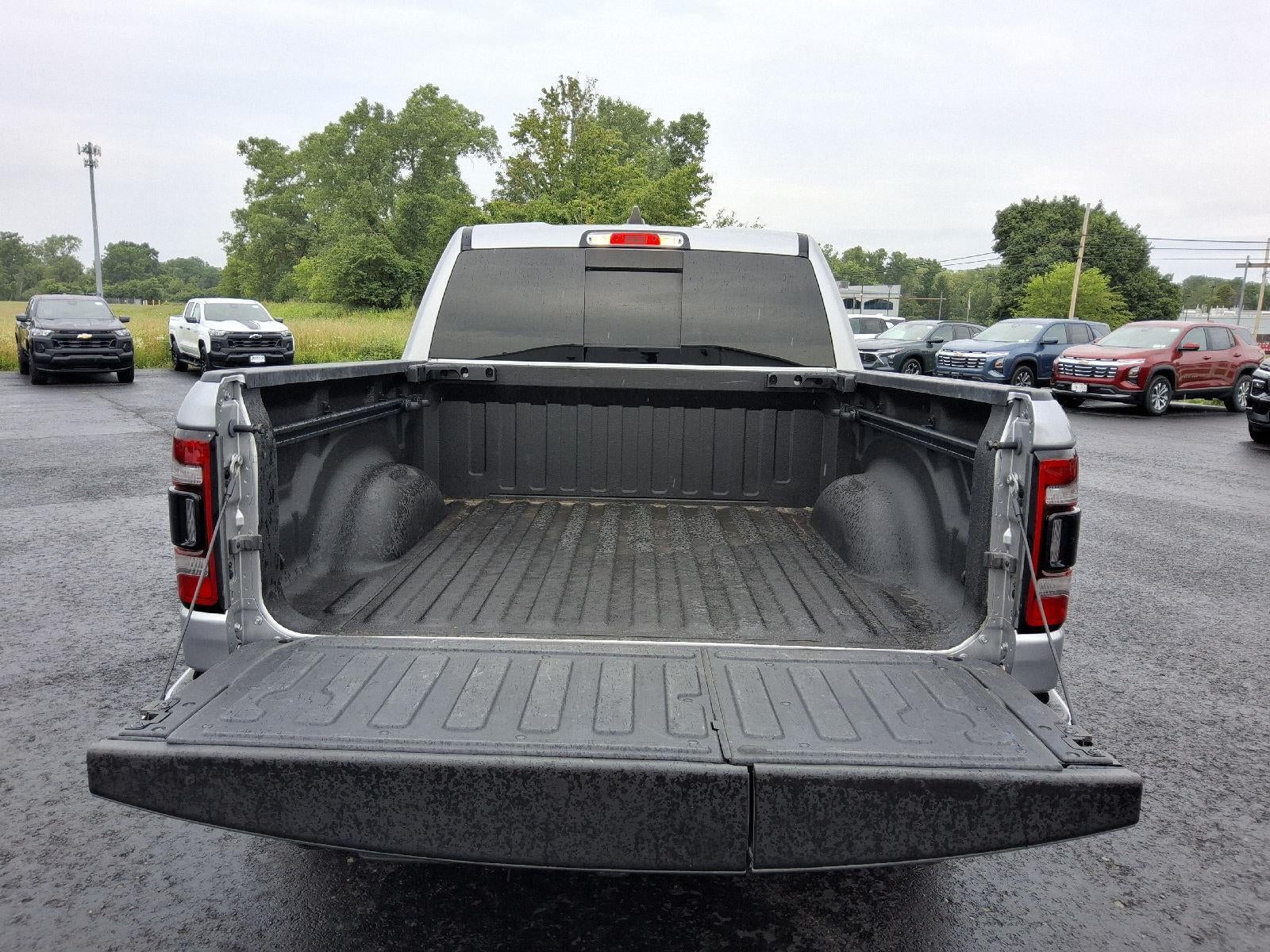 2023 RAM 1500 Laramie Crew Cab 4x4 5'7" Box