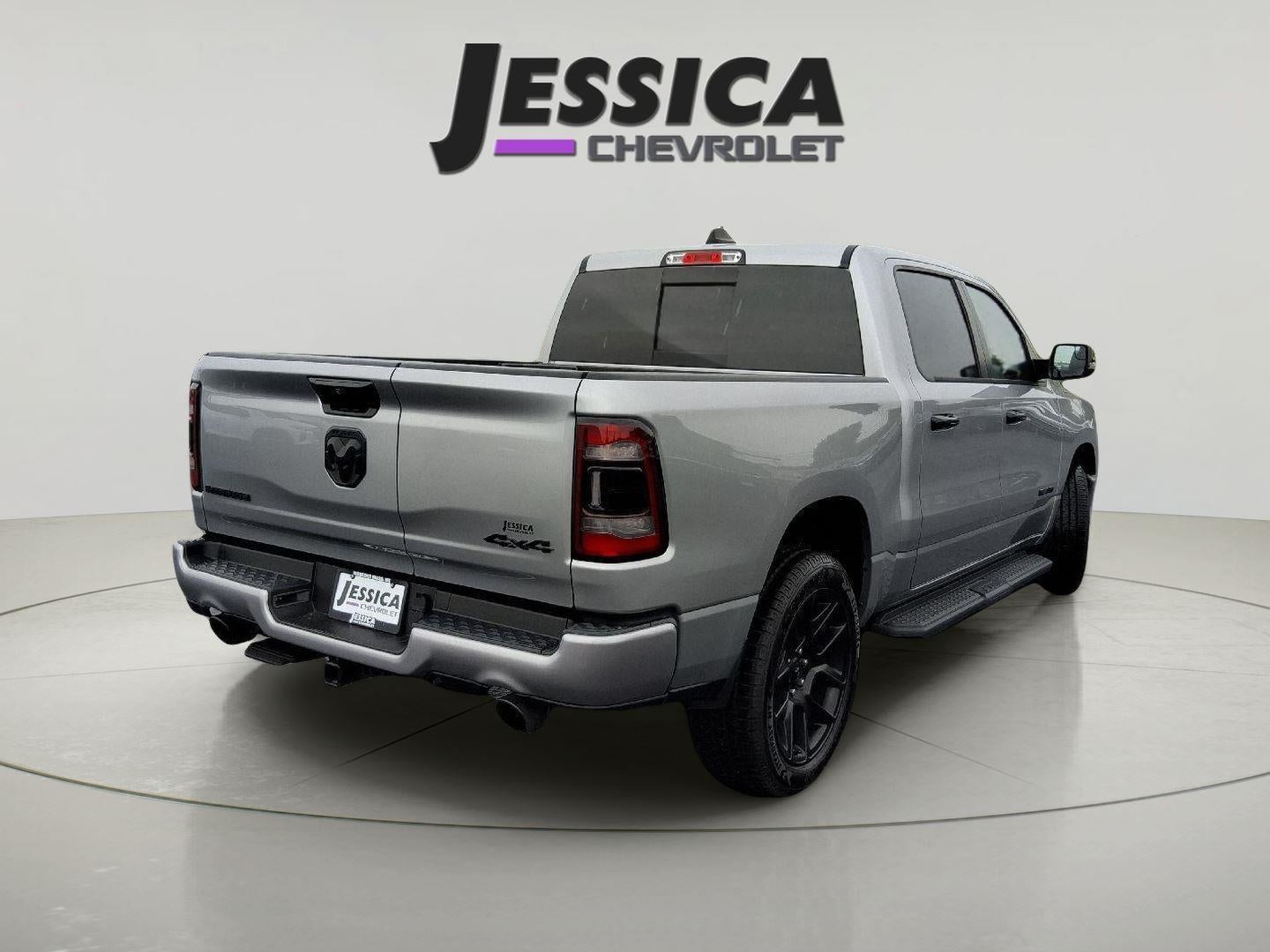 2023 RAM 1500 Laramie Crew Cab 4x4 5'7" Box