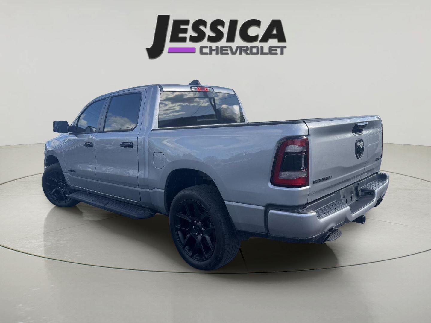 2023 RAM 1500 Laramie Crew Cab 4x4 5'7" Box