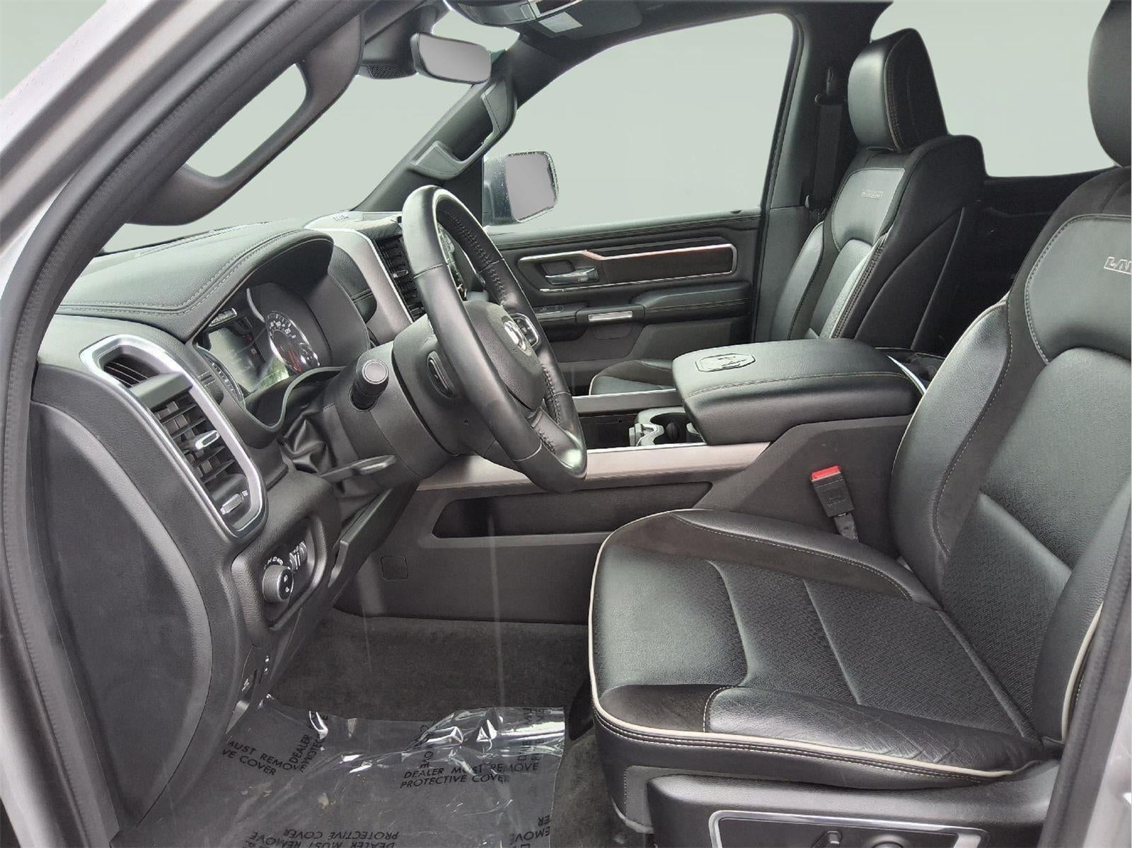 2023 RAM 1500 Laramie Crew Cab 4x4 5'7" Box