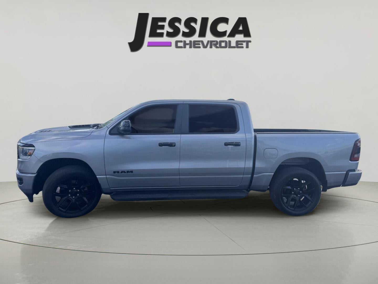 2023 RAM 1500 Laramie Crew Cab 4x4 5'7" Box