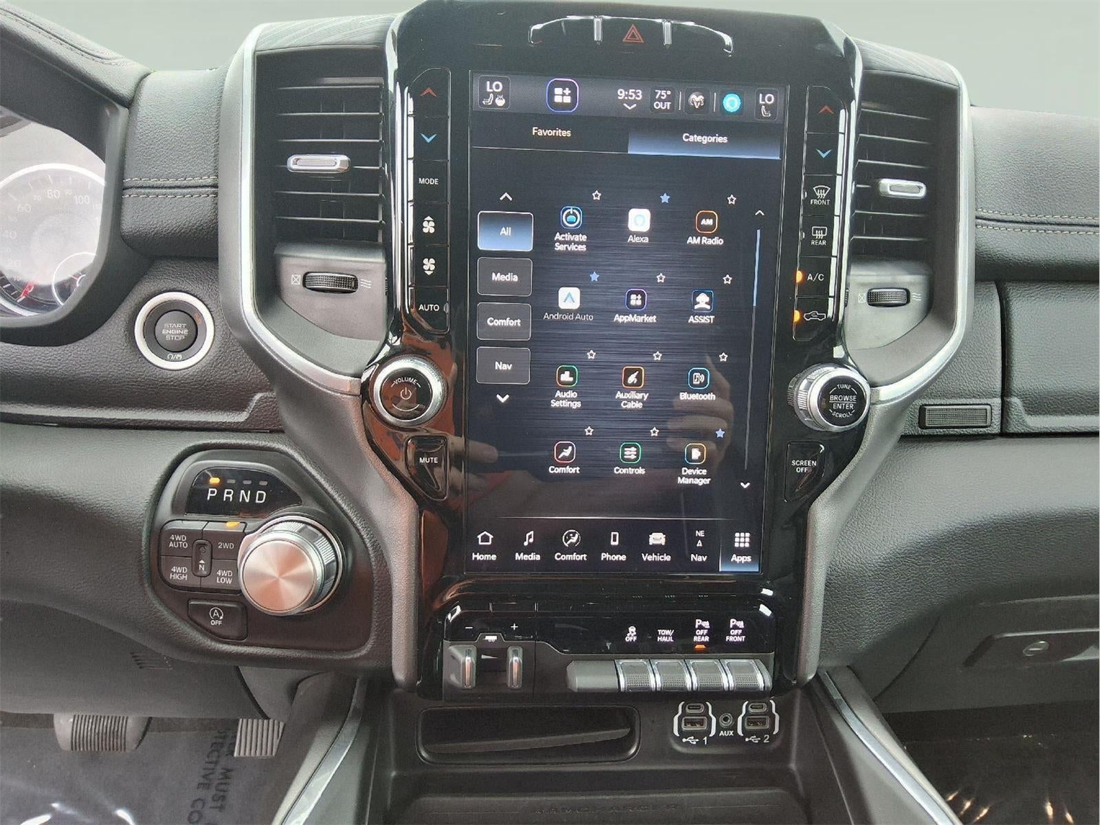 2023 RAM 1500 Laramie Crew Cab 4x4 5'7" Box