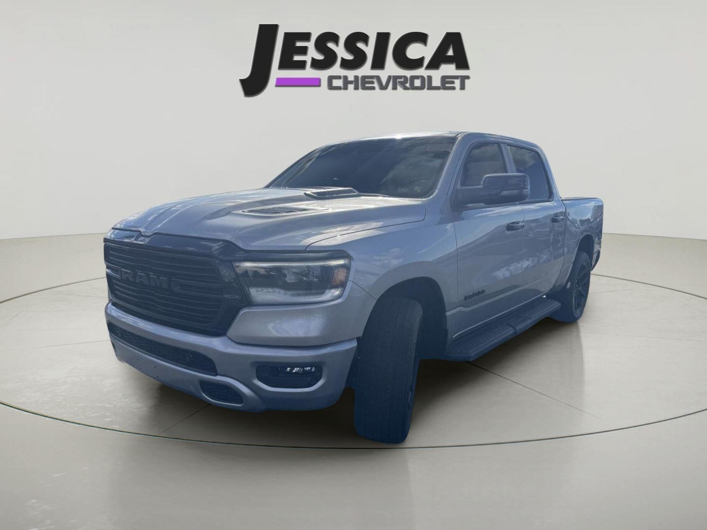2023 RAM 1500 Laramie Crew Cab 4x4 5'7" Box