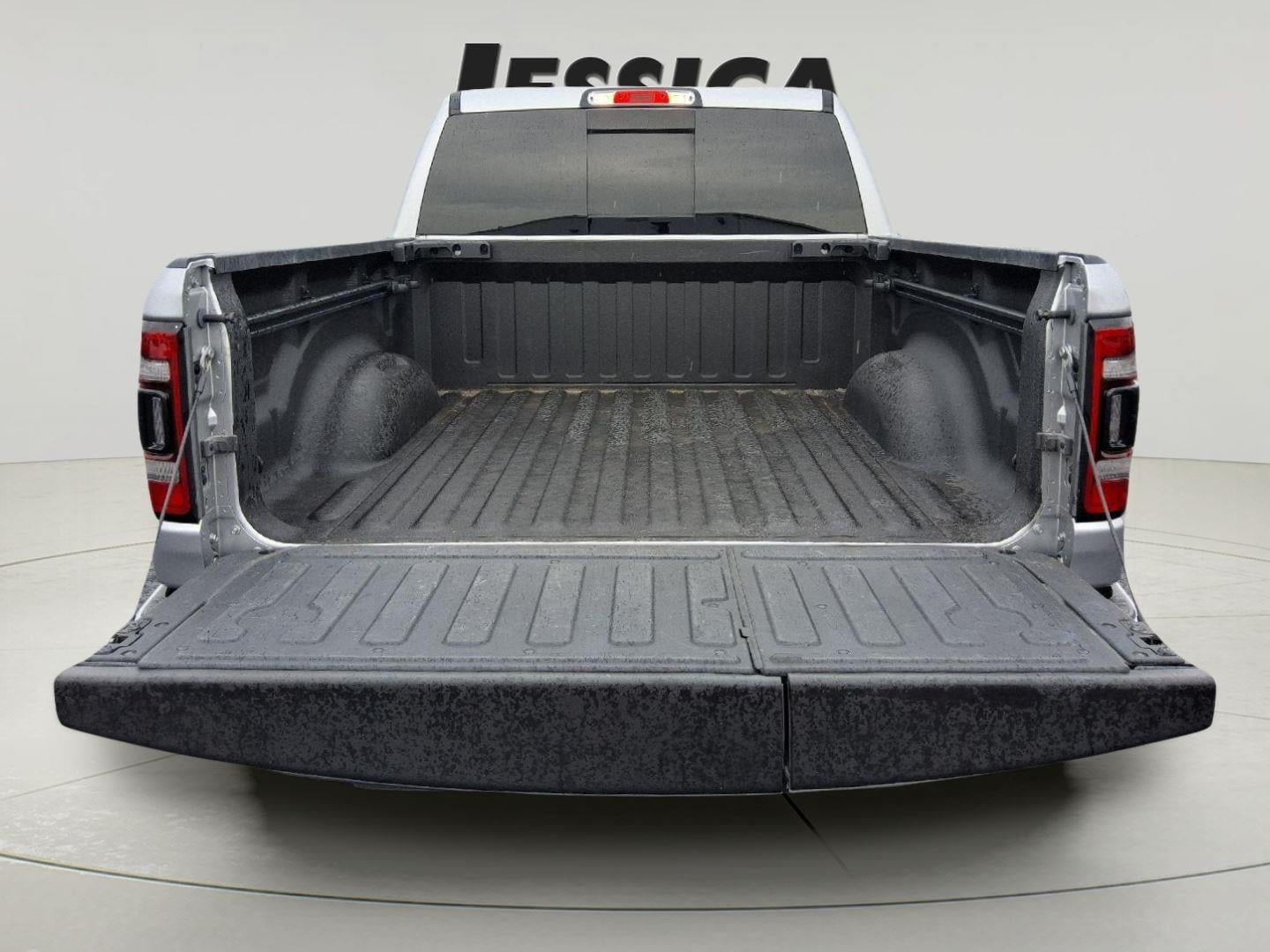 2023 RAM 1500 Laramie Crew Cab 4x4 5'7" Box