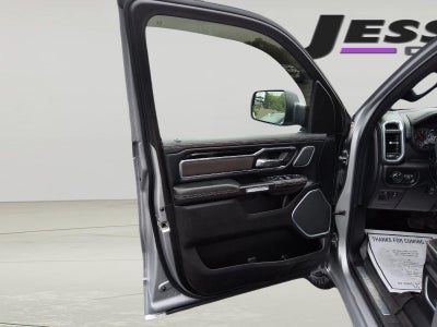 2022 RAM 1500 Laramie Crew Cab 4x4 5'7" Box