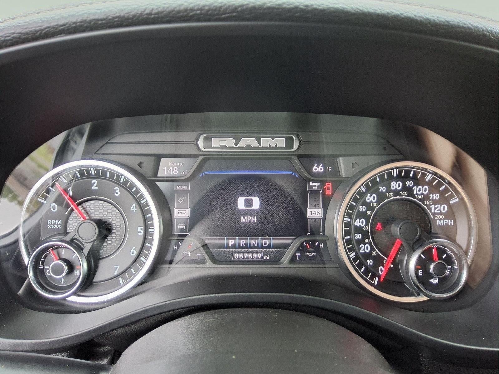 2022 RAM 1500 Laramie Crew Cab 4x4 5'7" Box