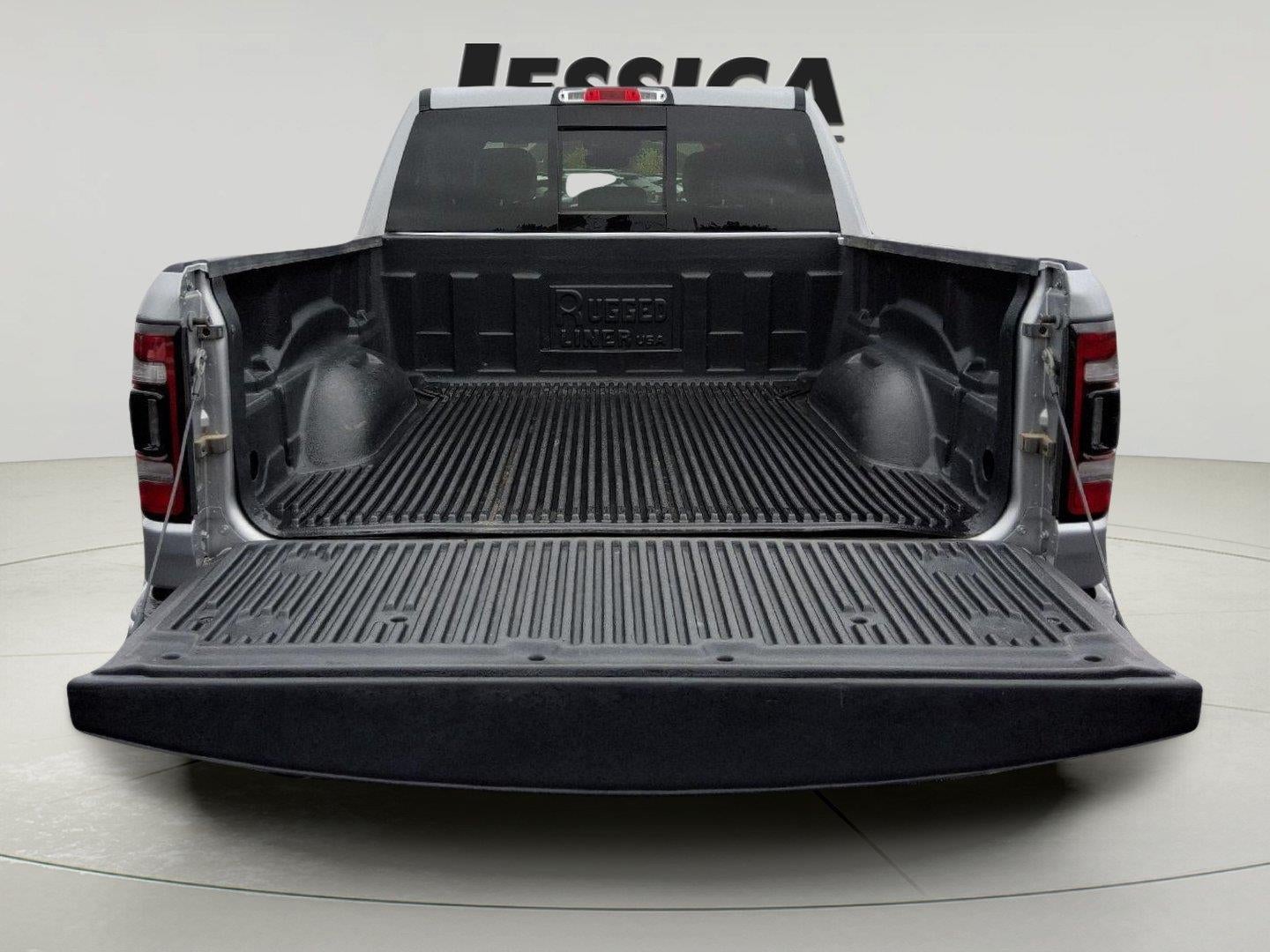 2022 RAM 1500 Laramie Crew Cab 4x4 5'7" Box