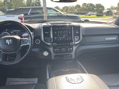 2022 RAM 1500 Laramie Crew Cab 4x4 5'7" Box