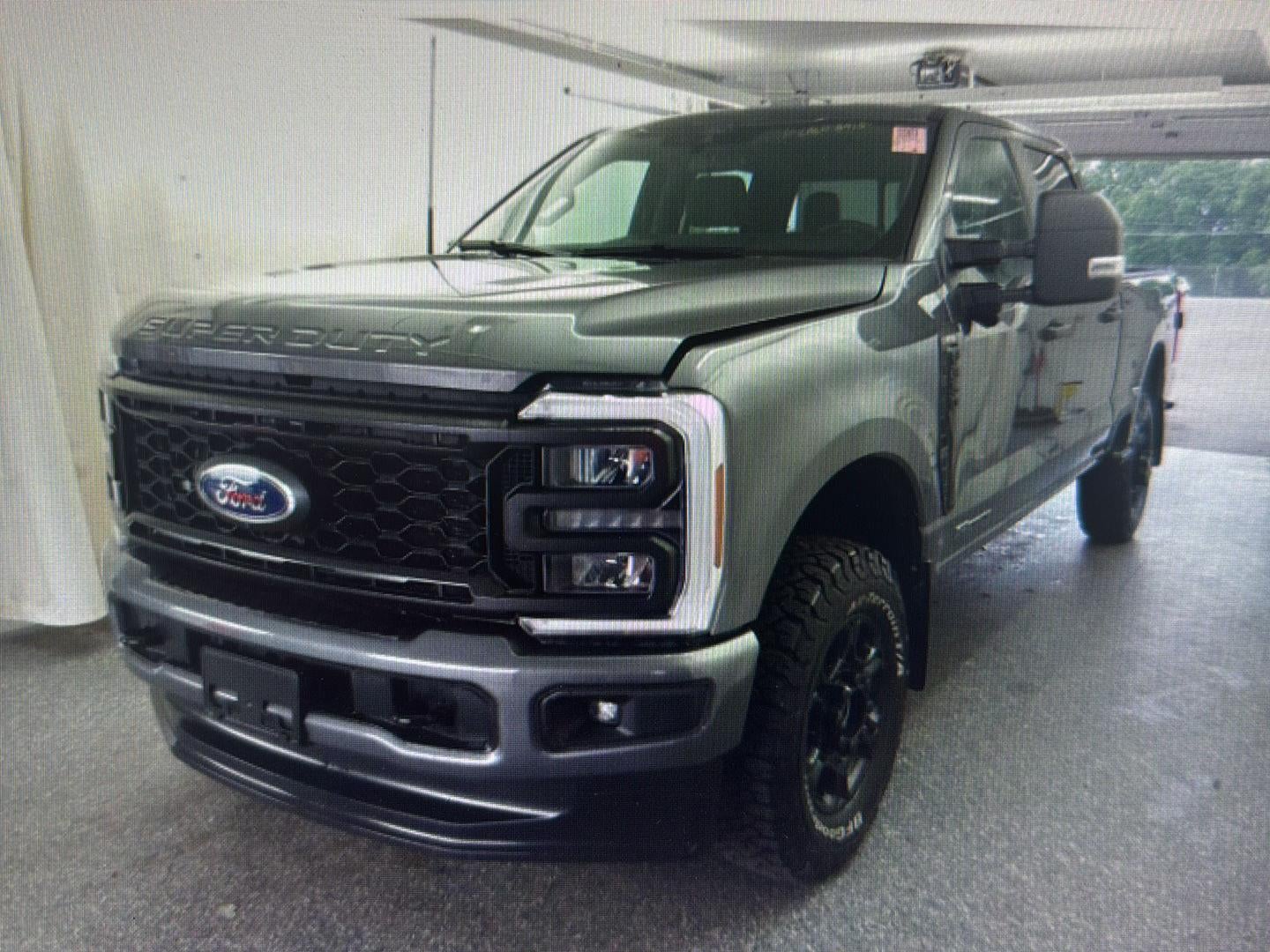2025 Ford Super Duty F-350 SRW XL