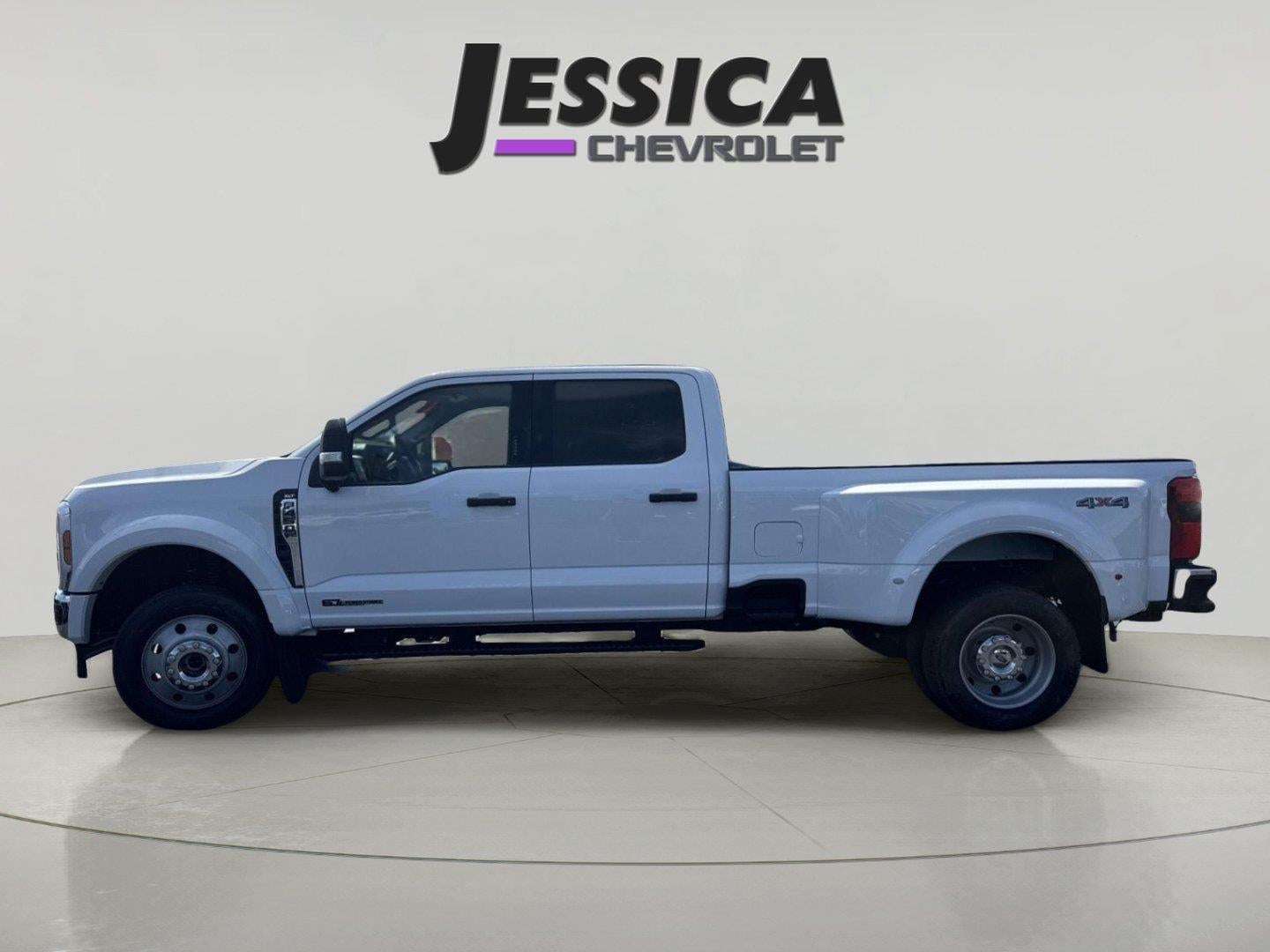 2024 Ford Super Duty F-450 DRW XL