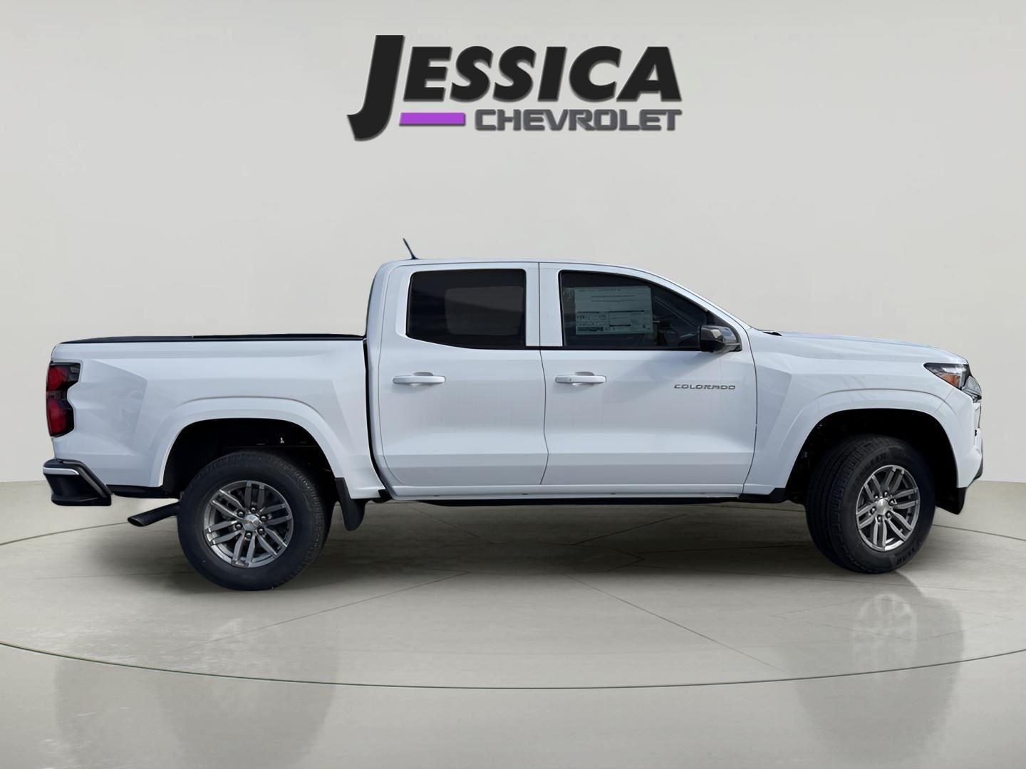 2025 Chevrolet Colorado WT/LT