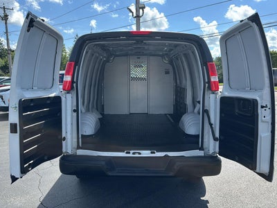2025 Chevrolet Express Cargo WT
