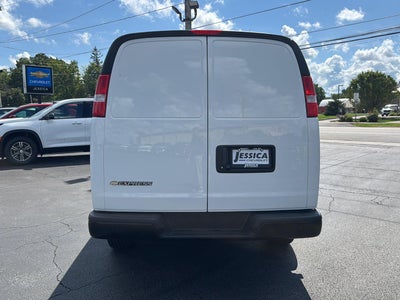 2025 Chevrolet Express Cargo WT