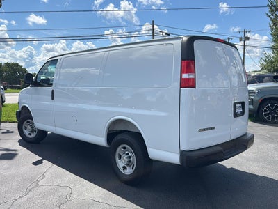 2025 Chevrolet Express Cargo WT