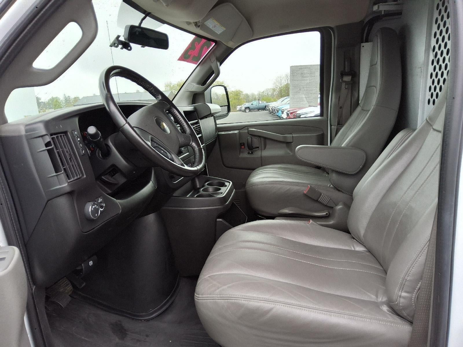 2023 Chevrolet Express Cargo 2500 WT