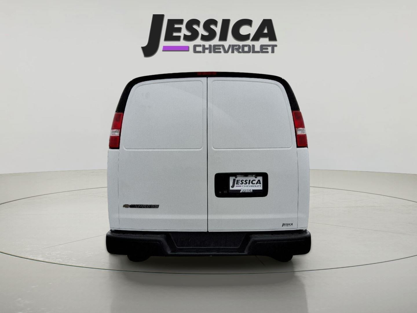 2025 Chevrolet Express Cargo WT