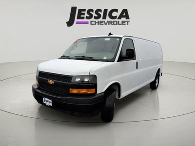 2025 Chevrolet Express Cargo WT