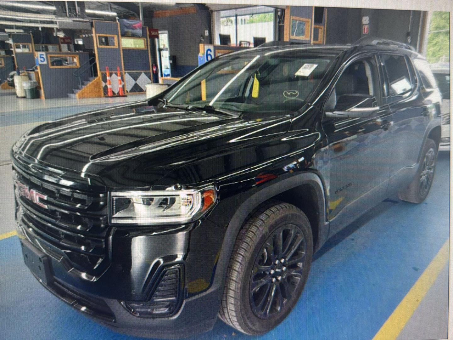 2022 GMC Acadia SLE