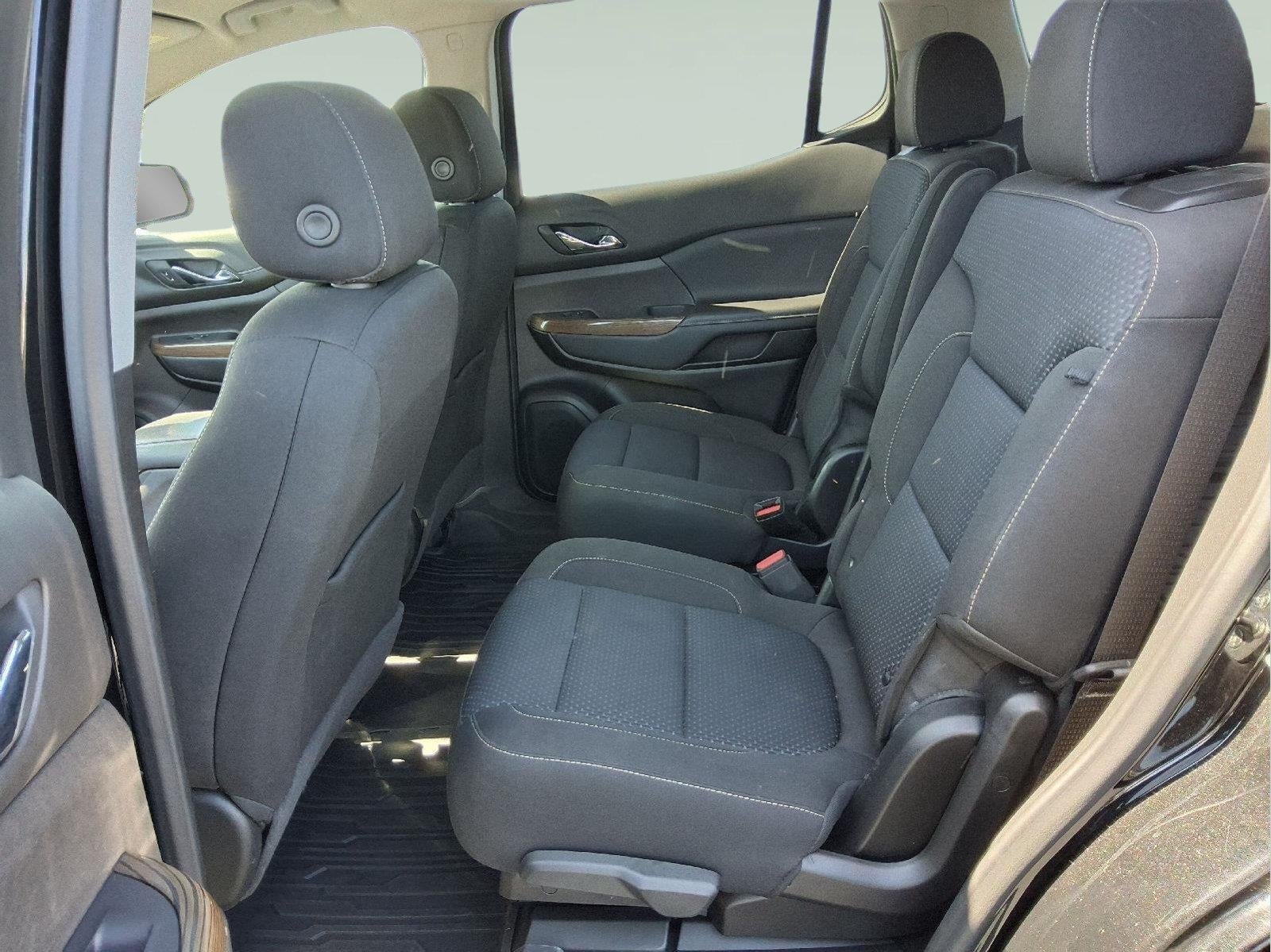 2022 GMC Acadia SLE
