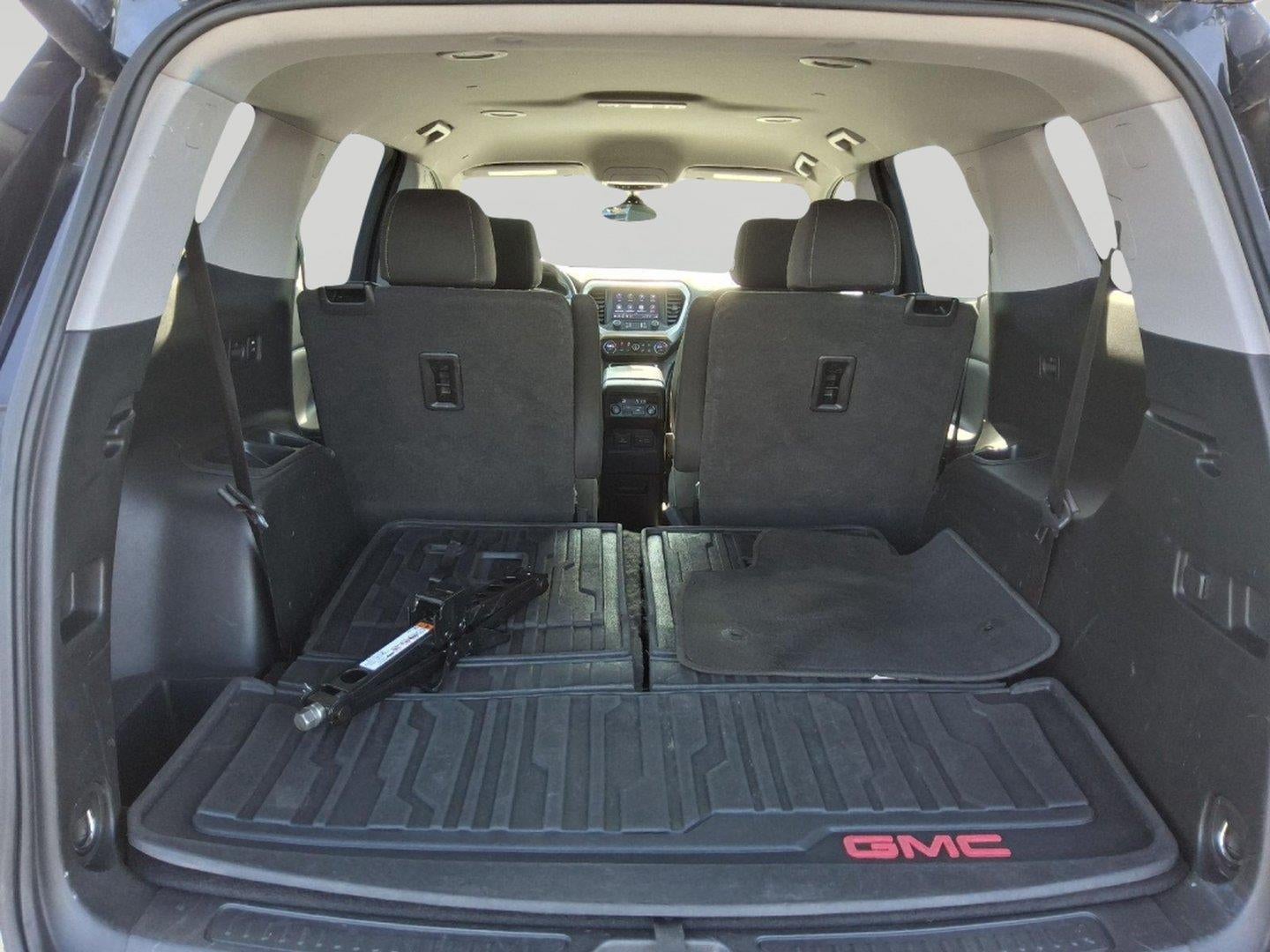 2022 GMC Acadia SLE