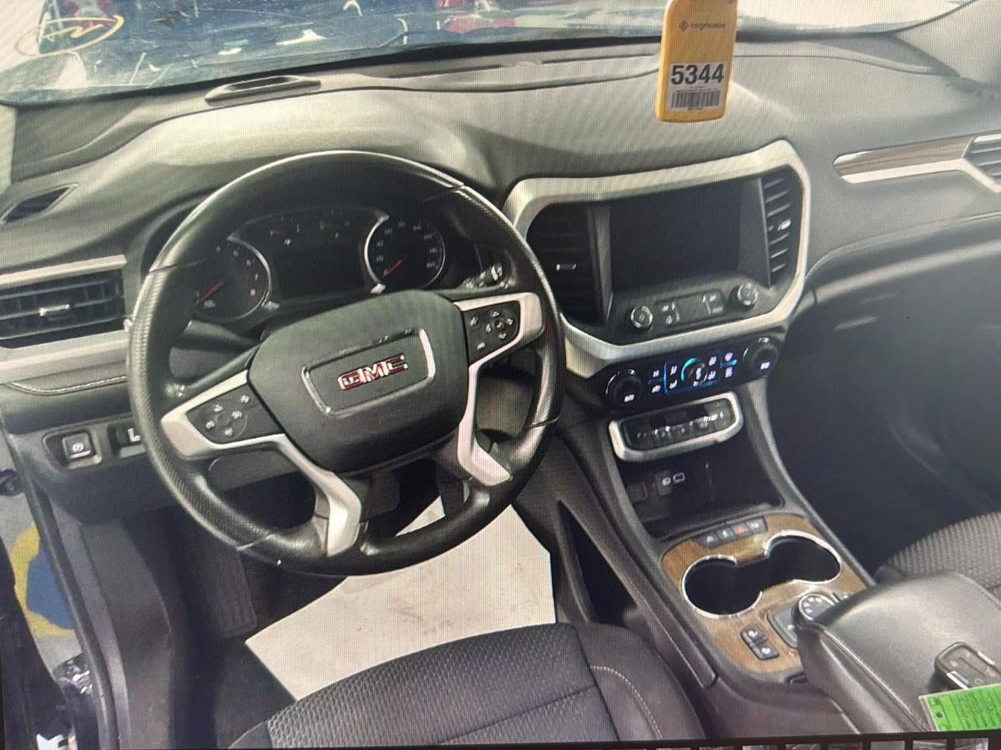 2022 GMC Acadia SLE