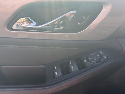 2024 Chevrolet Traverse Limited LT Cloth