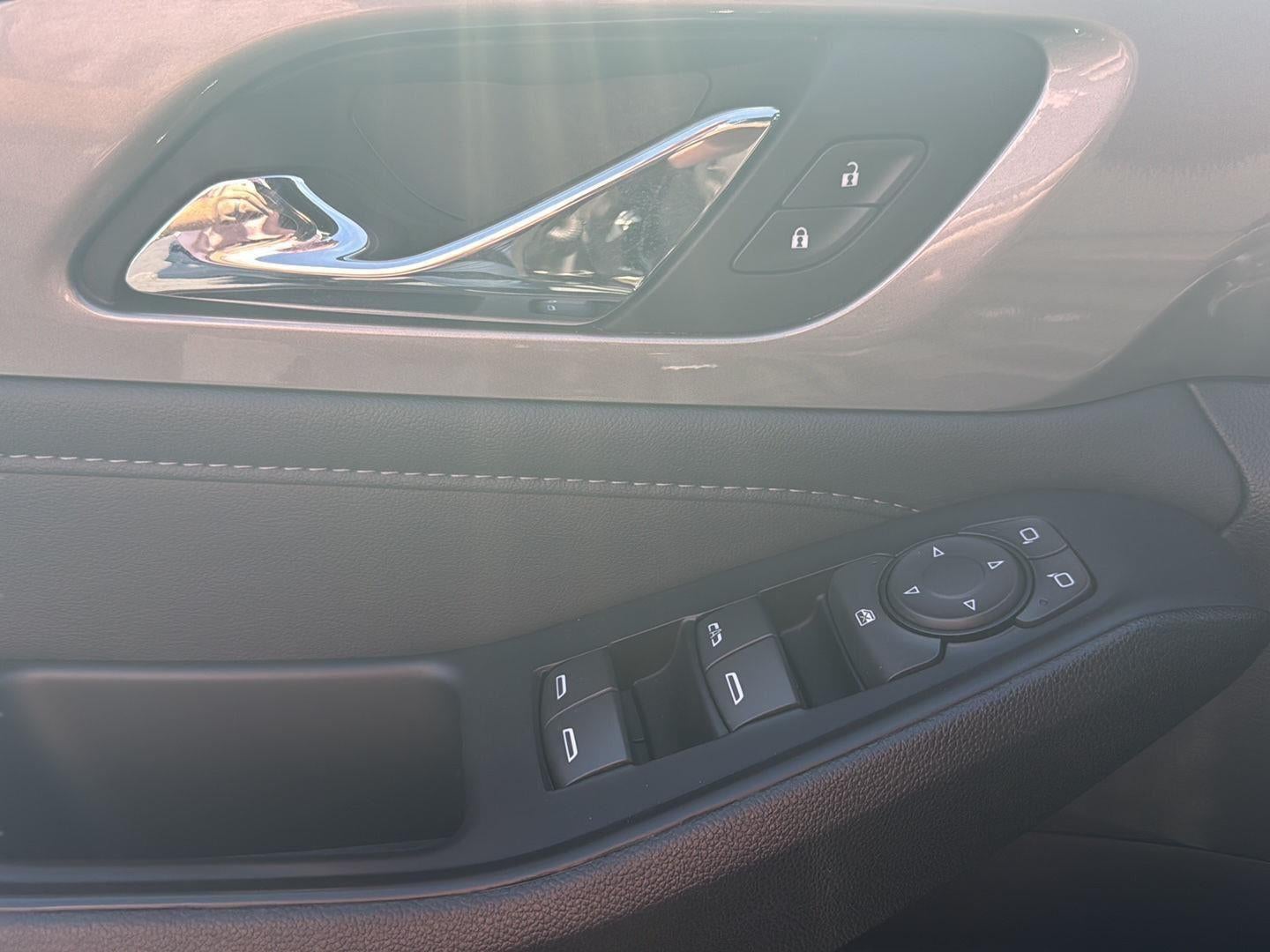 2024 Chevrolet Traverse Limited LT Cloth