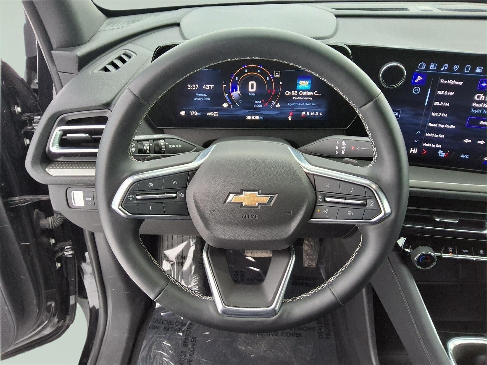 2024 Chevrolet Traverse LS