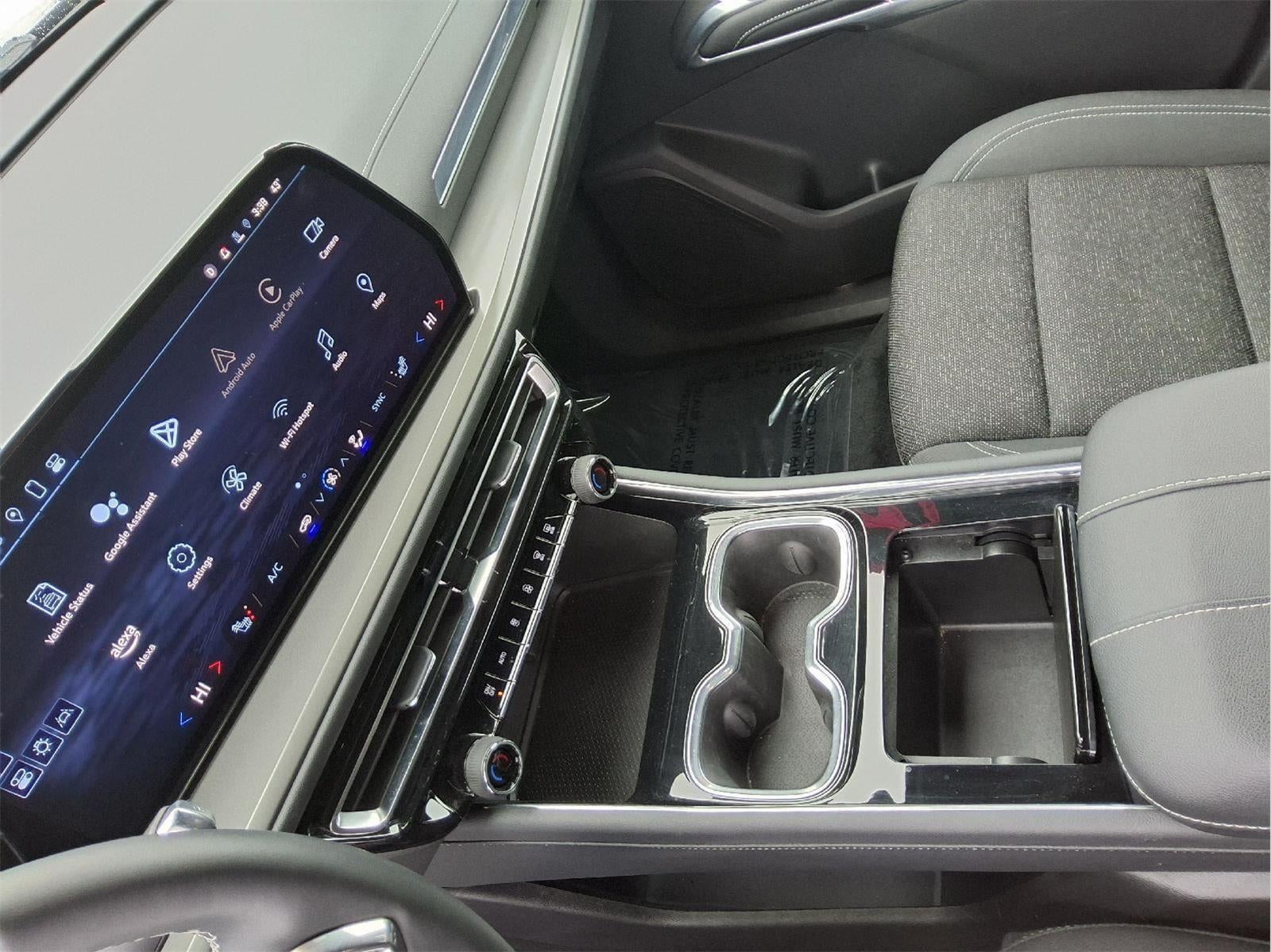 2024 Chevrolet Traverse LS