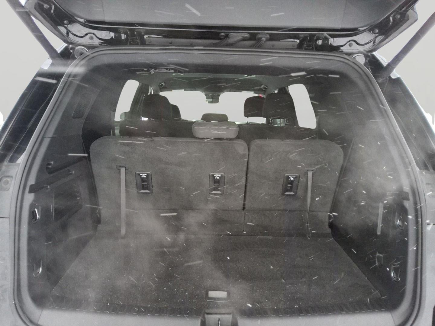 2024 Chevrolet Traverse LS