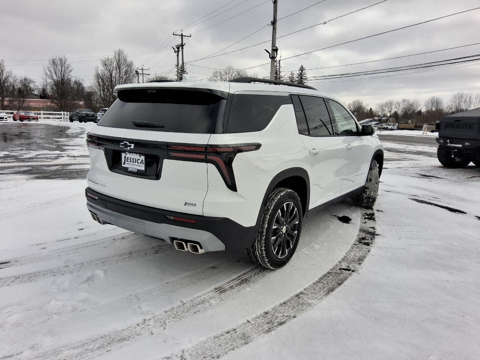 2026 Chevrolet Traverse LT