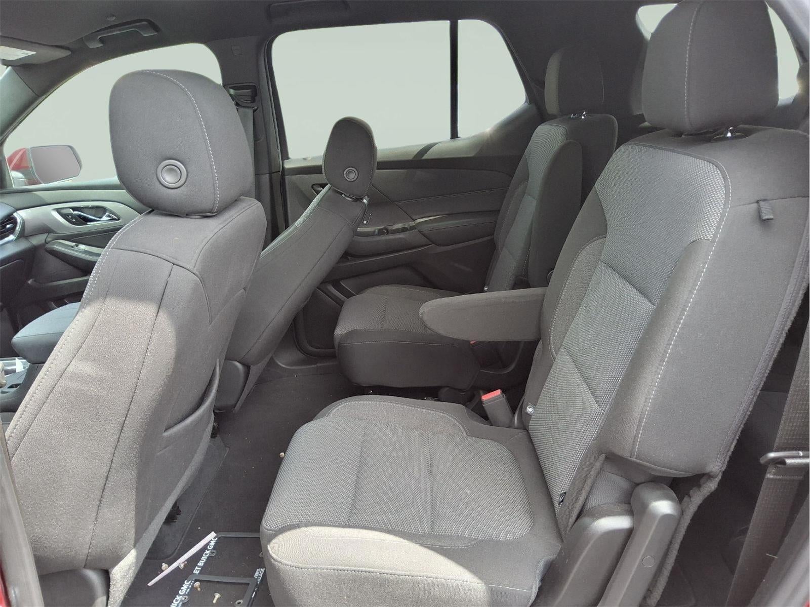 2022 Chevrolet Traverse LT Cloth