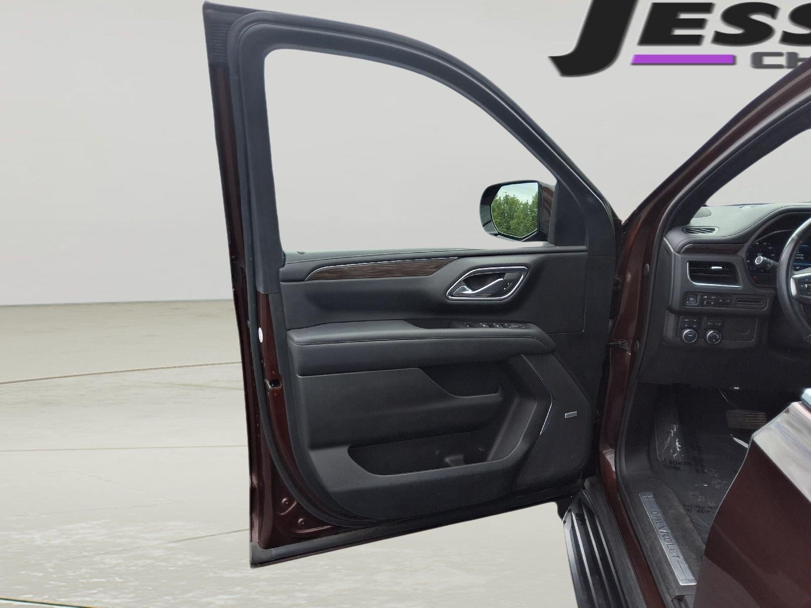 2022 Chevrolet Suburban LT